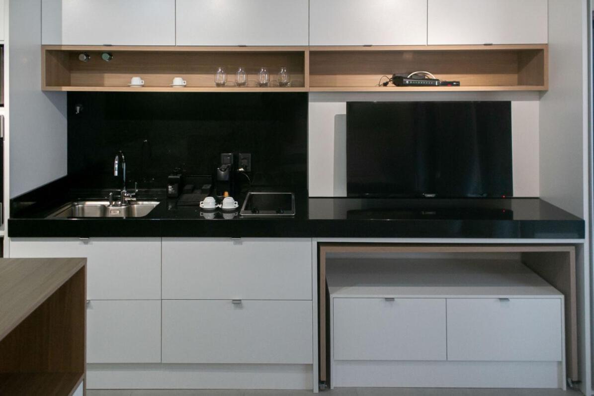 Apartamento Charlie Porto Alegre Praca 4 Exterior foto